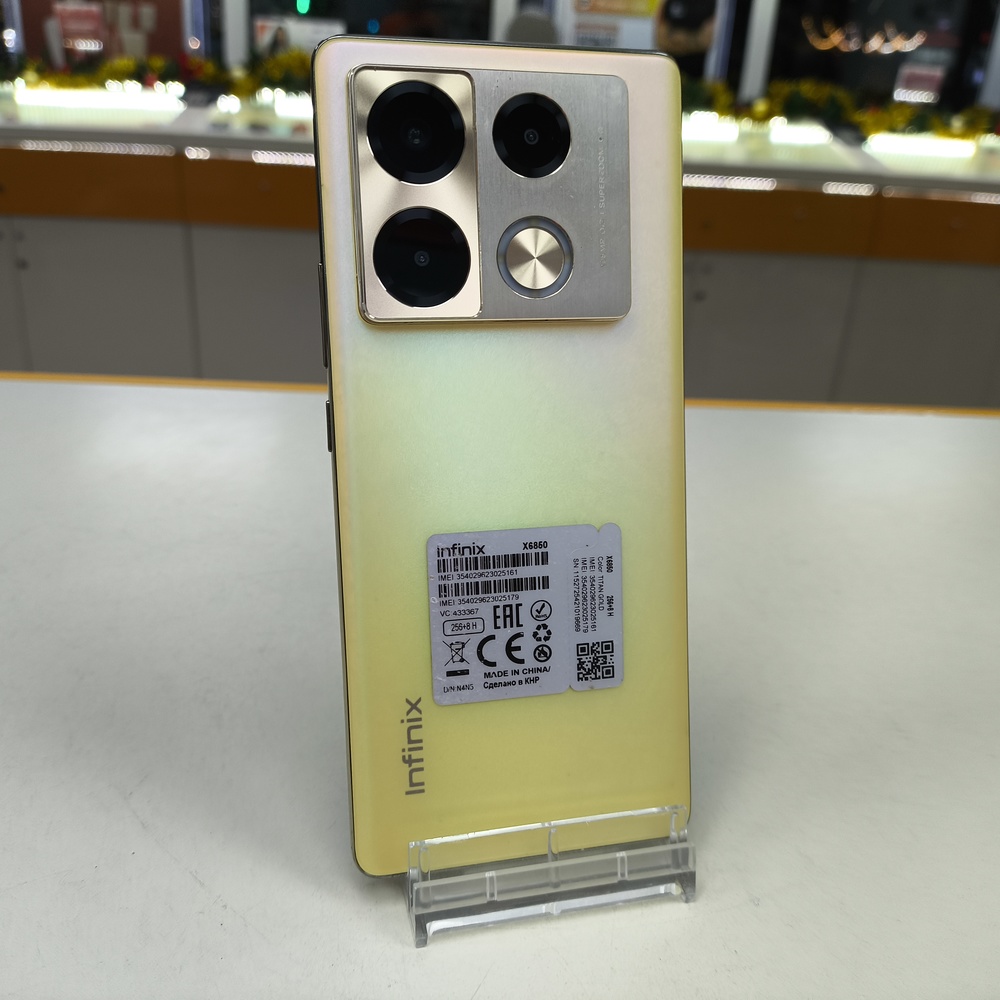 Смартфон Infinix Note 40 Pro 8/256