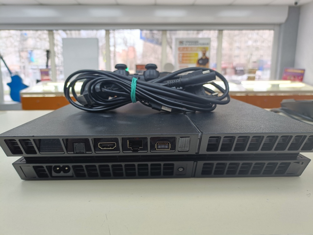 Игровая приставка PlayStation 4 FAT 500GB