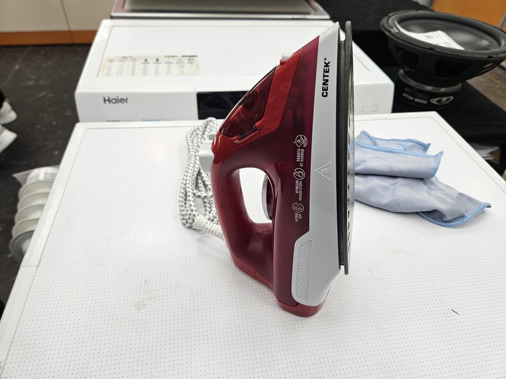 Утюг Centek CT-2347