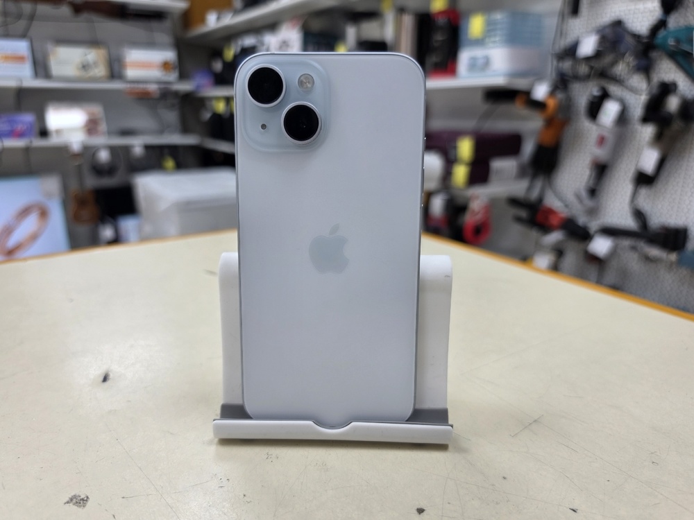 Смартфон Apple Iphone 15 128Gb