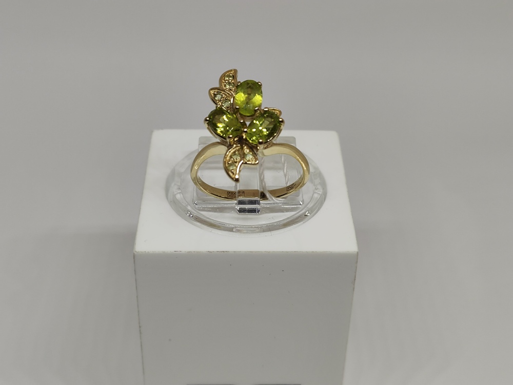 КОЛЬЦО С КАМНЯМИ (Au 585)