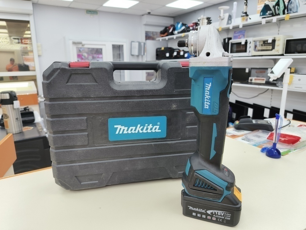 Угловая шлифмашина Makita 118V