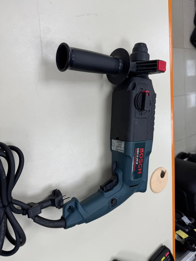 Перфоратор Bosch GBH 2-24S