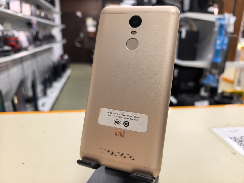 Смартфон Xiaomi Redmi Note 3 3/32