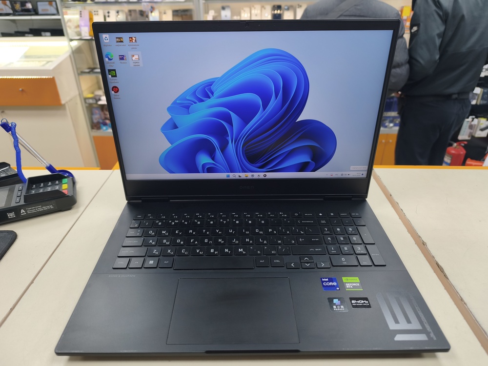 Ноутбук HP OMEN 16-WF0032TX; 13900HX, Geforce RTX 4060, 32 Гб, 1 Tb, Нет