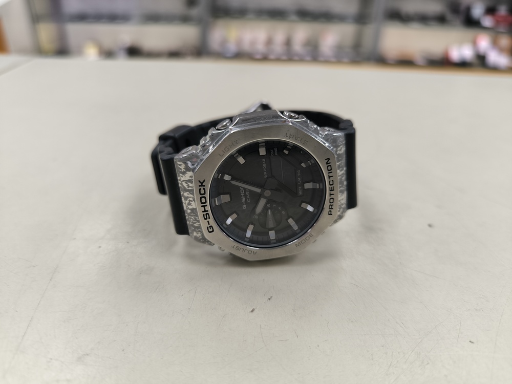 Часы наручные Casio GM-2100GC-1A