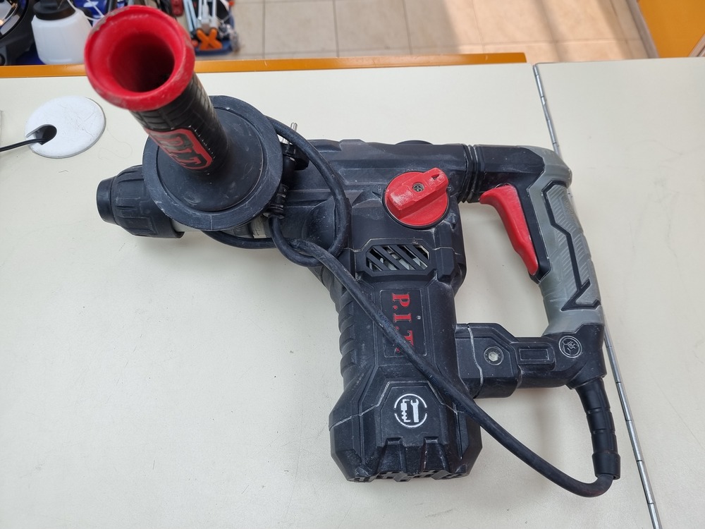 Перфоратор P.I.T. PHB32-C5