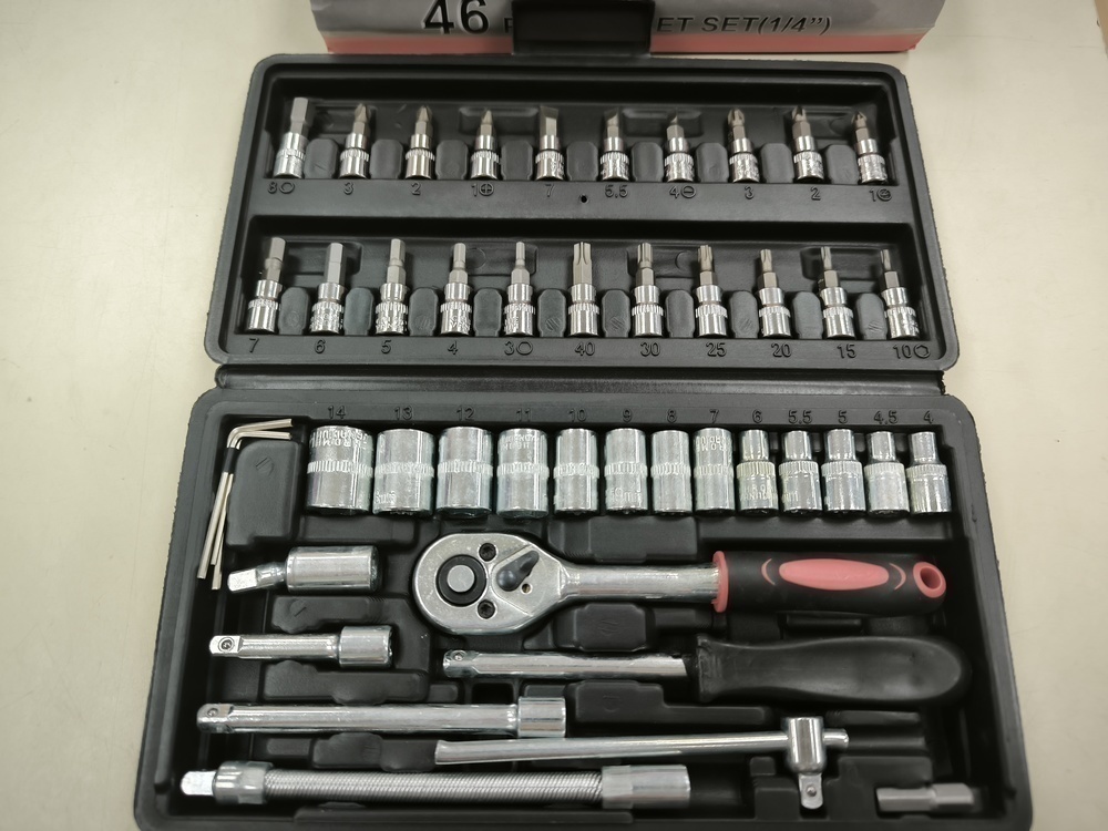 Набор инструментов No Name 46 PCS