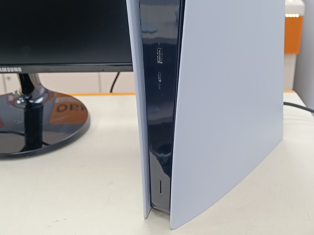 Игровая приставка PlayStation 5 Digital Edition 825Gb