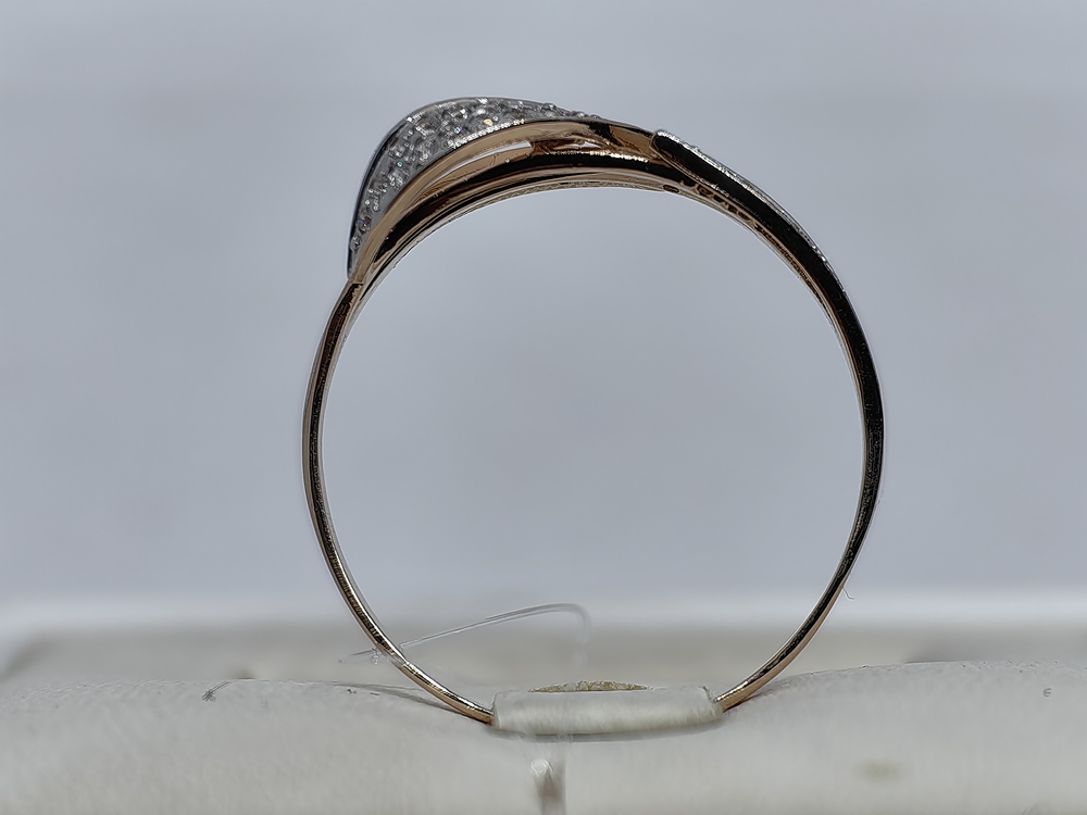 КОЛЬЦО С КАМНЯМИ (Au 585)