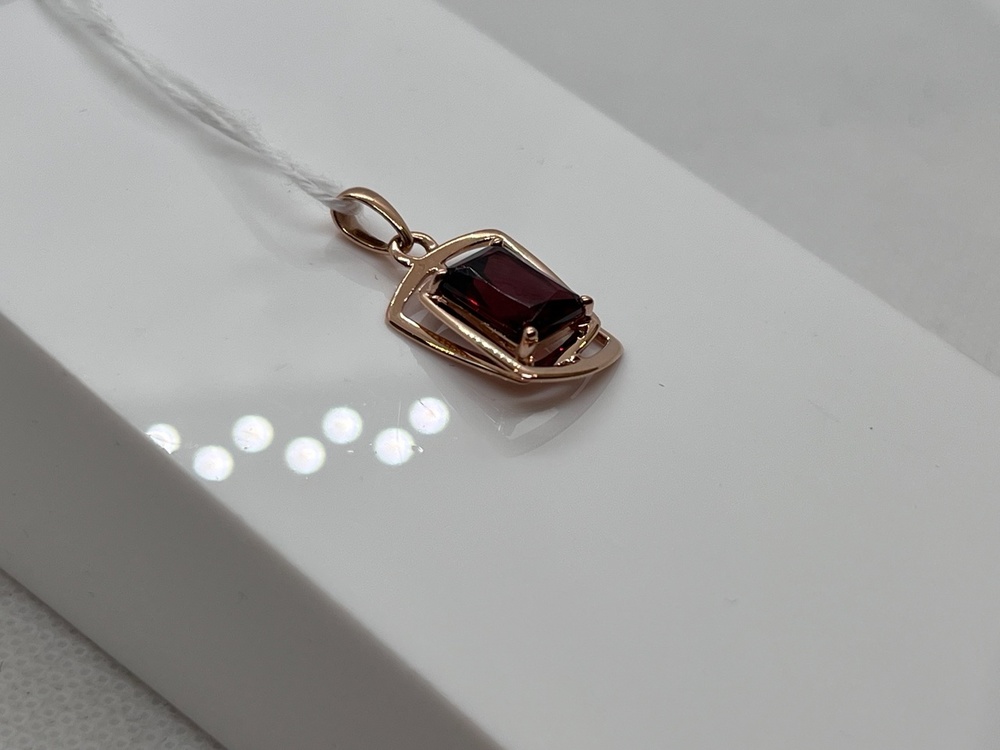 ПОДВЕСКА С КАМНЕМ (Au 585)