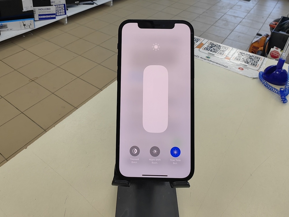 Смартфон Apple iPhone 12 64Gb