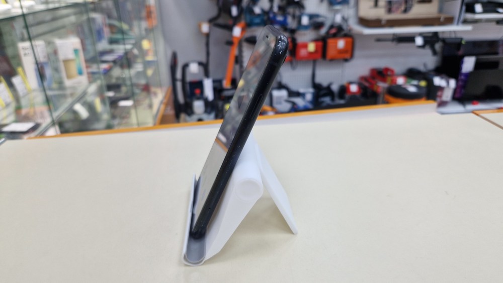 Смартфон Apple iPhone Xr 64Gb