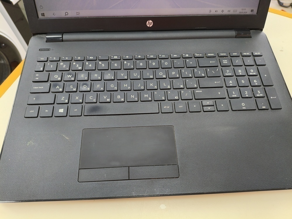 Ноутбук HP; A4-9120, Radeon R3 series, 4 Гб, 500 Гб, Нет