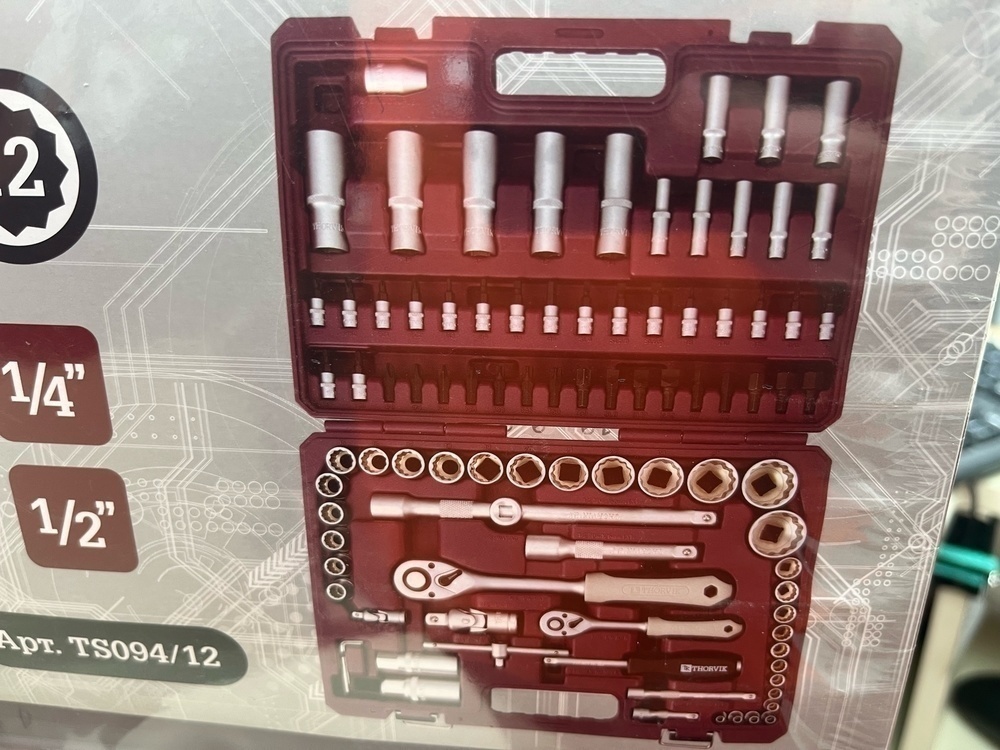 Набор инструментов Thorvik TS094 универсальный 1/4 1/2DR универсальный с головками 12-гранными