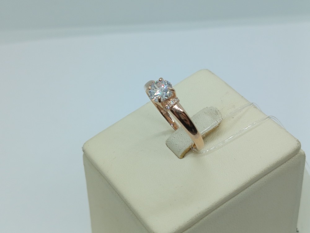 КОЛЬЦО С КАМНЯМИ (Au 585)