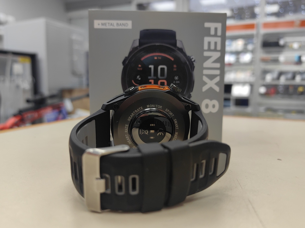 Смарт-часы Garmin Fenix 8 51 мм AMOLED Sapphire Titanium