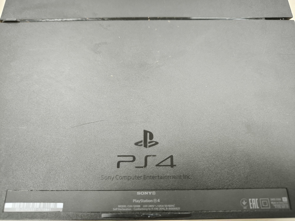 Игровая приставка PlayStation 4 FAT 1Tb