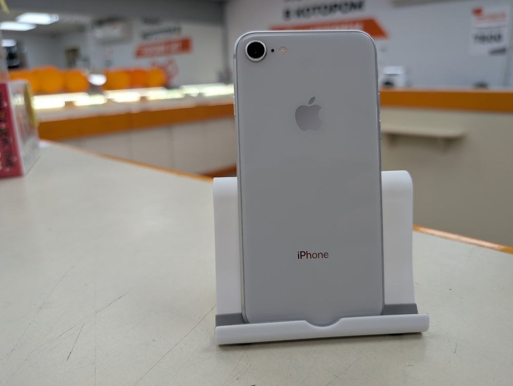 Смартфон Apple iPhone 8 64Gb