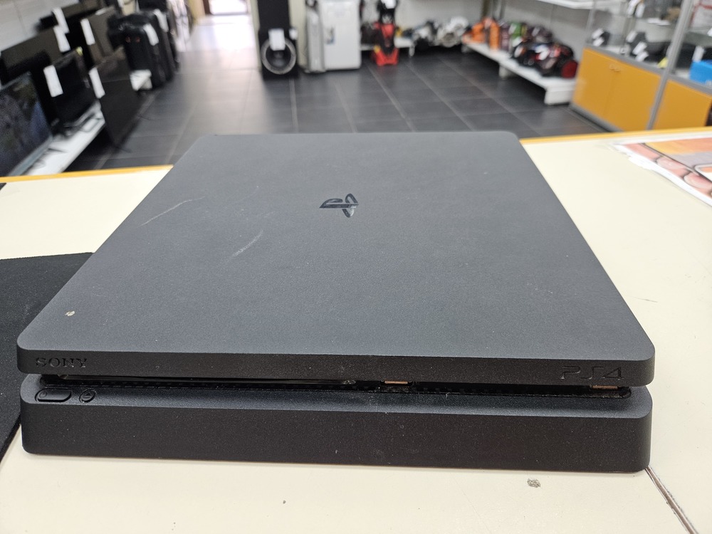 Игровая приставка PlayStation 4 Slim 1Tb