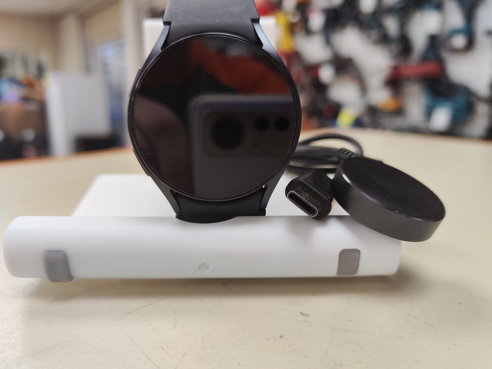 Смарт-часы Samsung Galaxy Watch 6 44mm