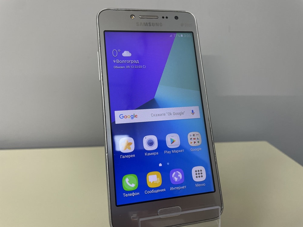 Смартфон Samsung Galaxy J2 Prime