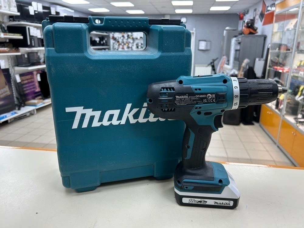Шуруповерт Makita DF488D