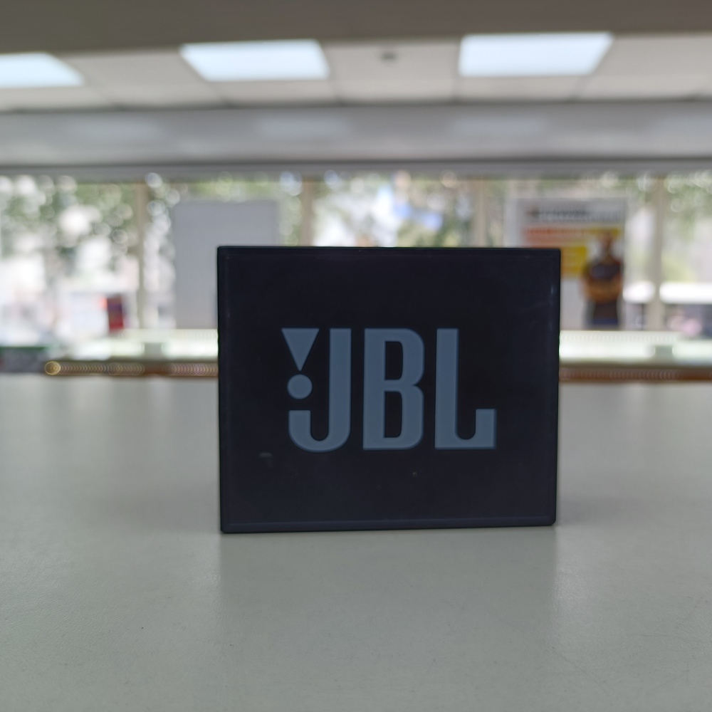Портативная акустика JBL GO