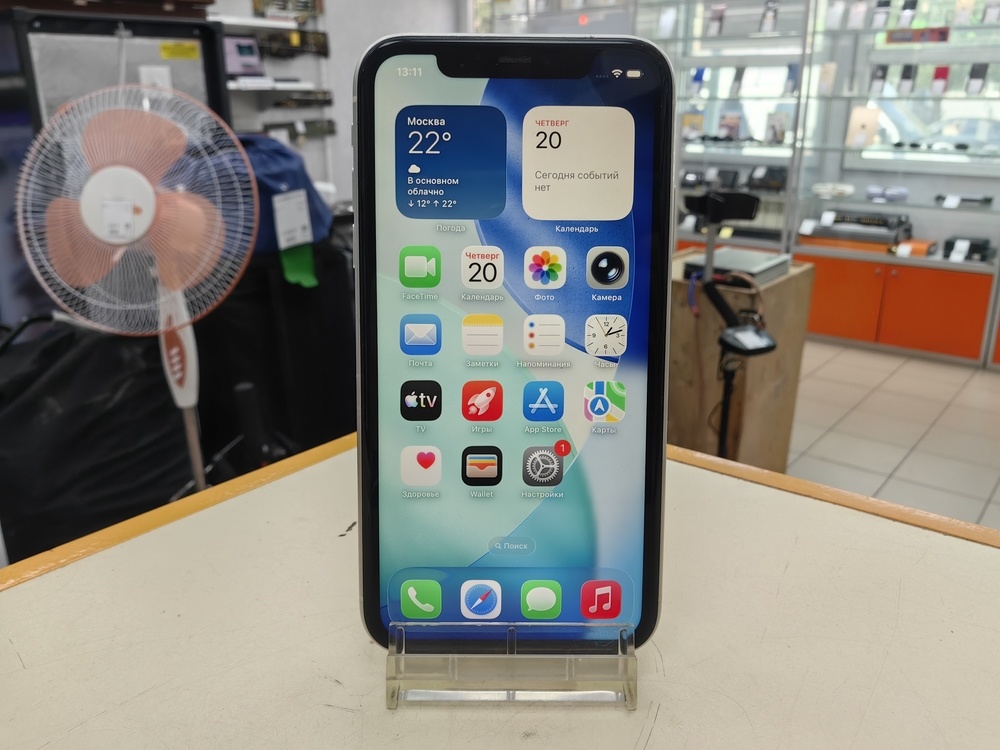 Смартфон Apple iPhone 11 64Gb