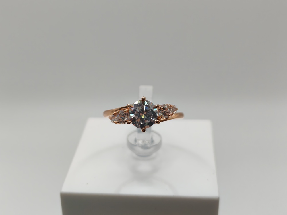 КОЛКМИ585 КОЛЬЦО С КАМНЯМИ (Au 585)