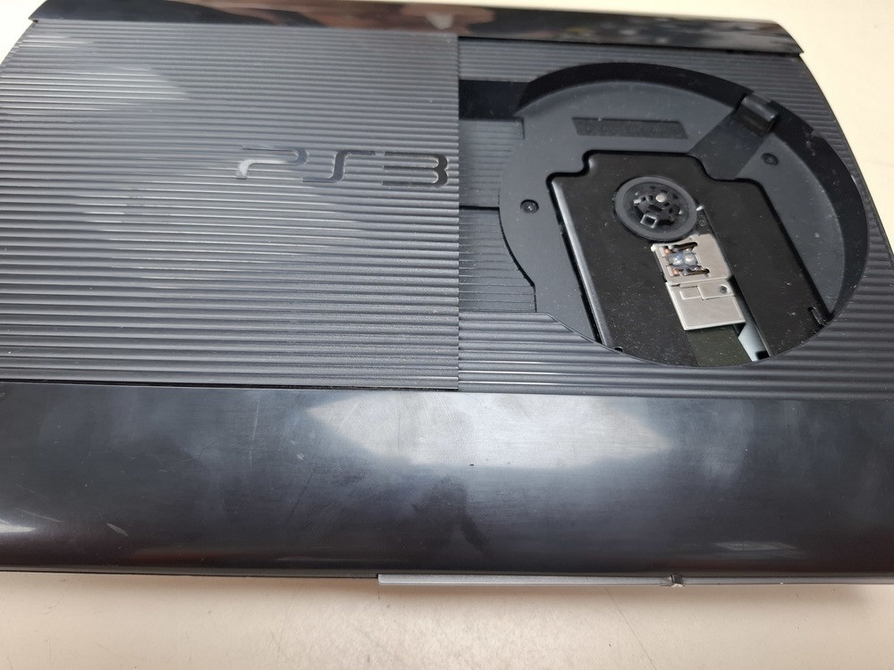 Игровая приставка PlayStation 3 Super Slim 500GB