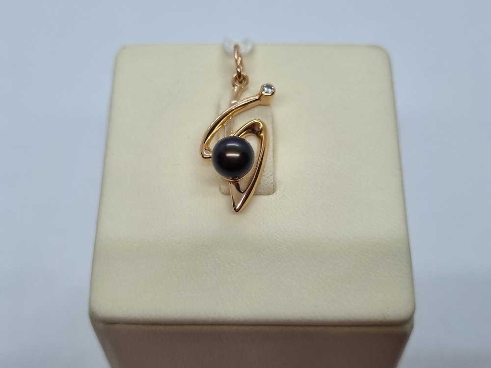 ПОДВЕСКА С КАМНЯМИ (Au 585)