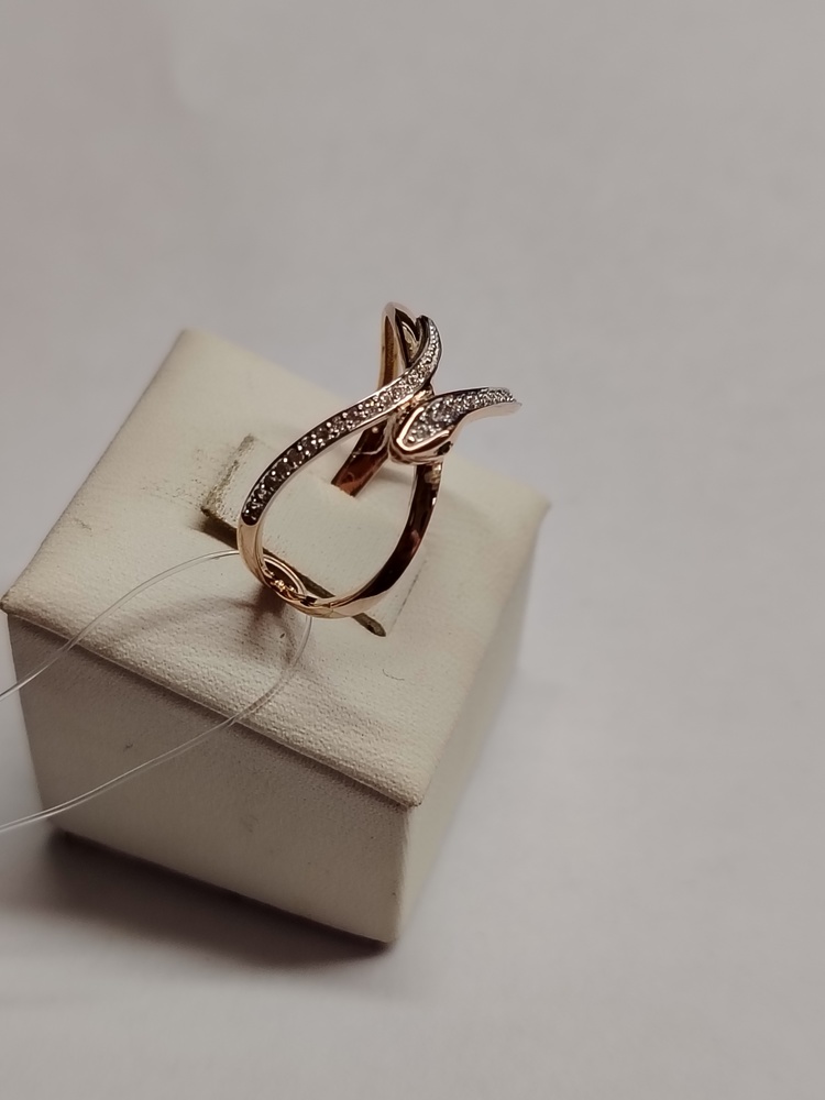 КОЛЬЦО С КАМНЯМИ (Au 585)