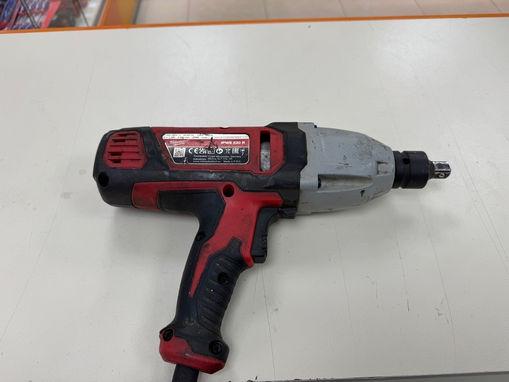 Гайковерт Milwaukee IPWE520R