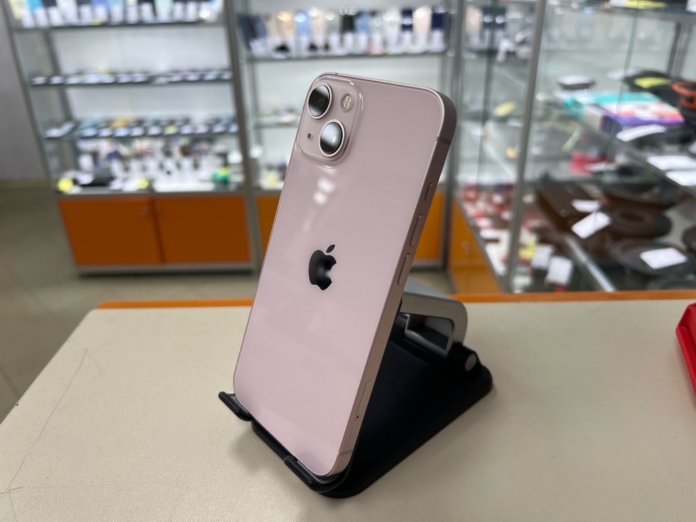 Смартфон Apple iPhone 13 128Gb