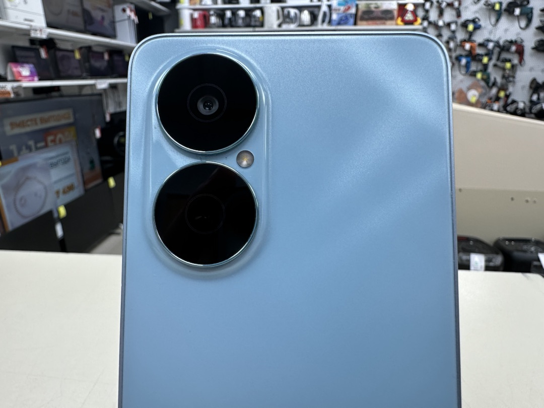 Смартфон Huawei Nova Y73 8/128