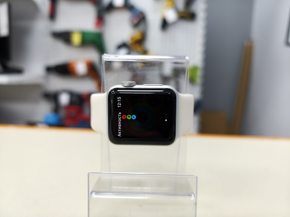 Смарт-часы Apple Watch Series 3 38 мм