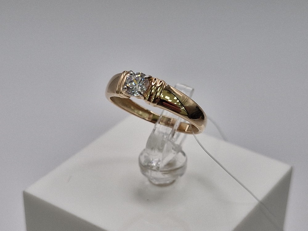 КОЛЬЦО С КАМНЕМ (Au 585)