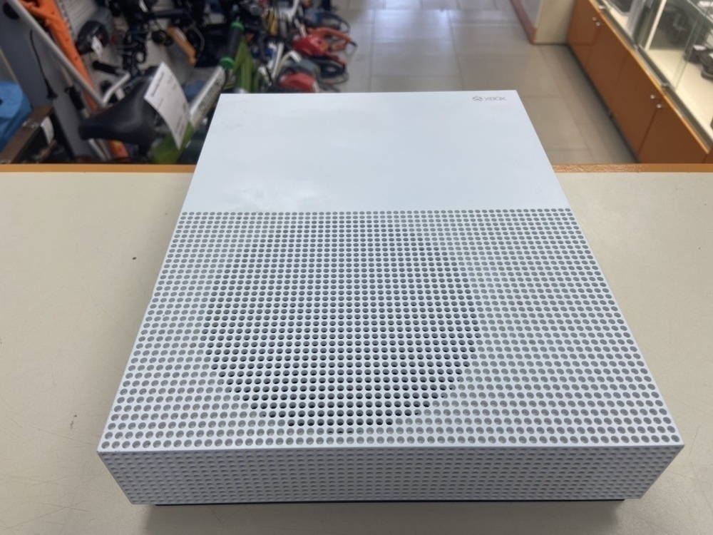Игровая приставка Xbox One S Digital Edition 1TB