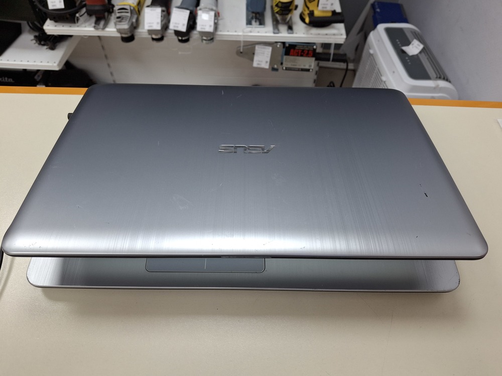 Ноутбук ASUS; A4-9125, Radeon R3 series, 4 Гб, Нет, 500 Гб