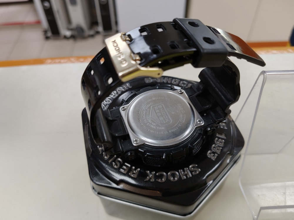 Часы наручные Casio GA-110GB-1A