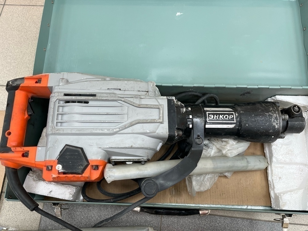 Отбойный молоток Энкор МЭ-1700/30М