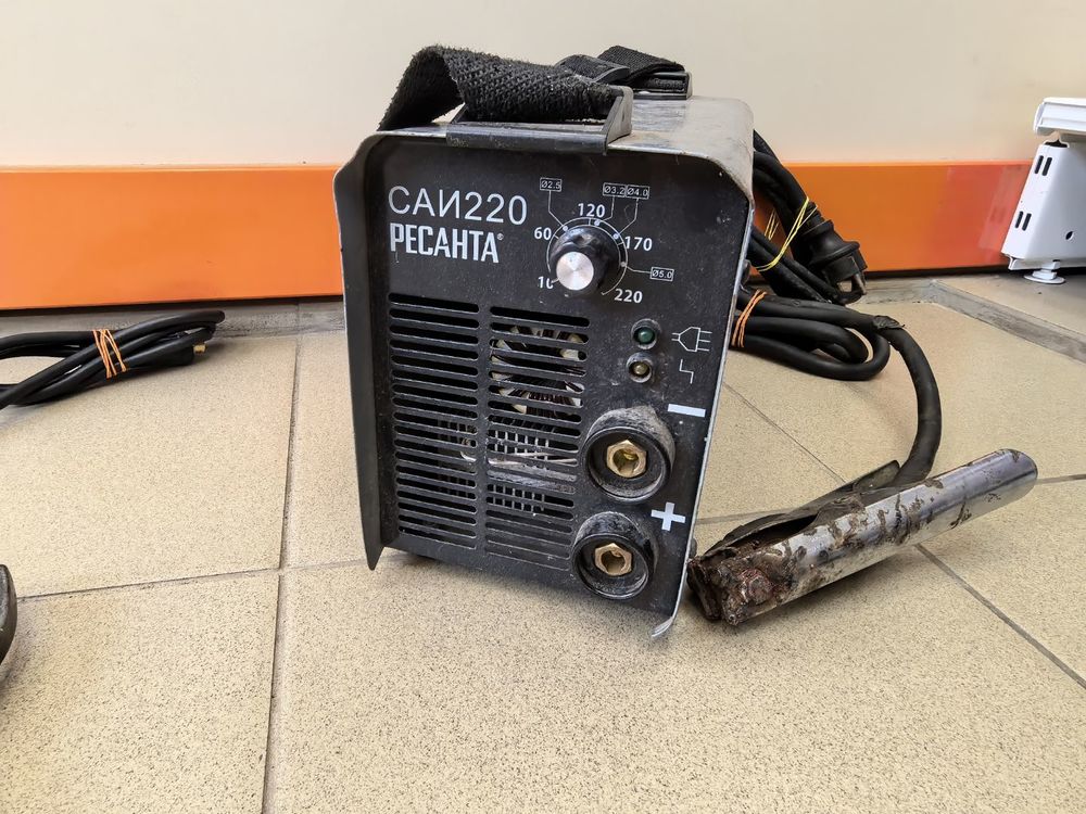 Сварочный аппарат Ресанта САИ-220