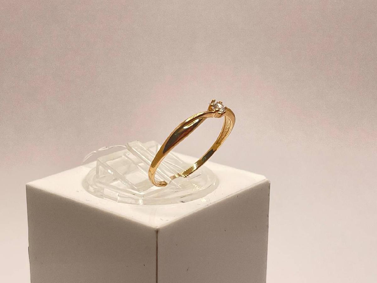 КОЛЬЦО С КАМНЕМ (Au 585)