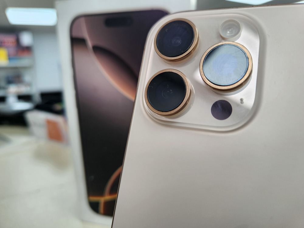 Смартфон Apple Iphone 16 Pro Max 256Gb