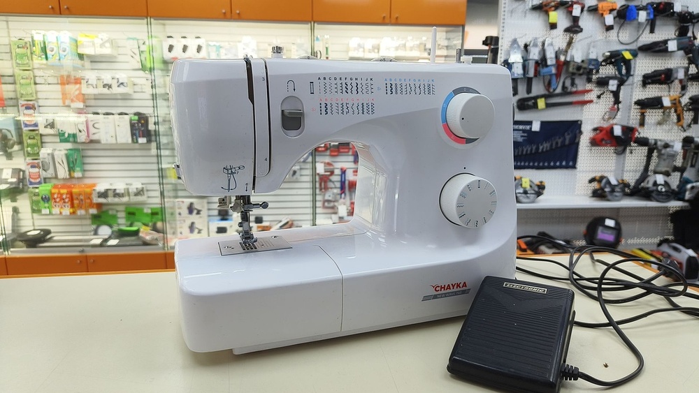 Швейная машина Чайка New wave 760