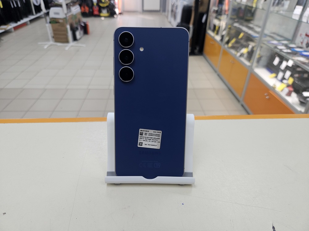 Смартфон Samsung Galaxy S25FE 8/256