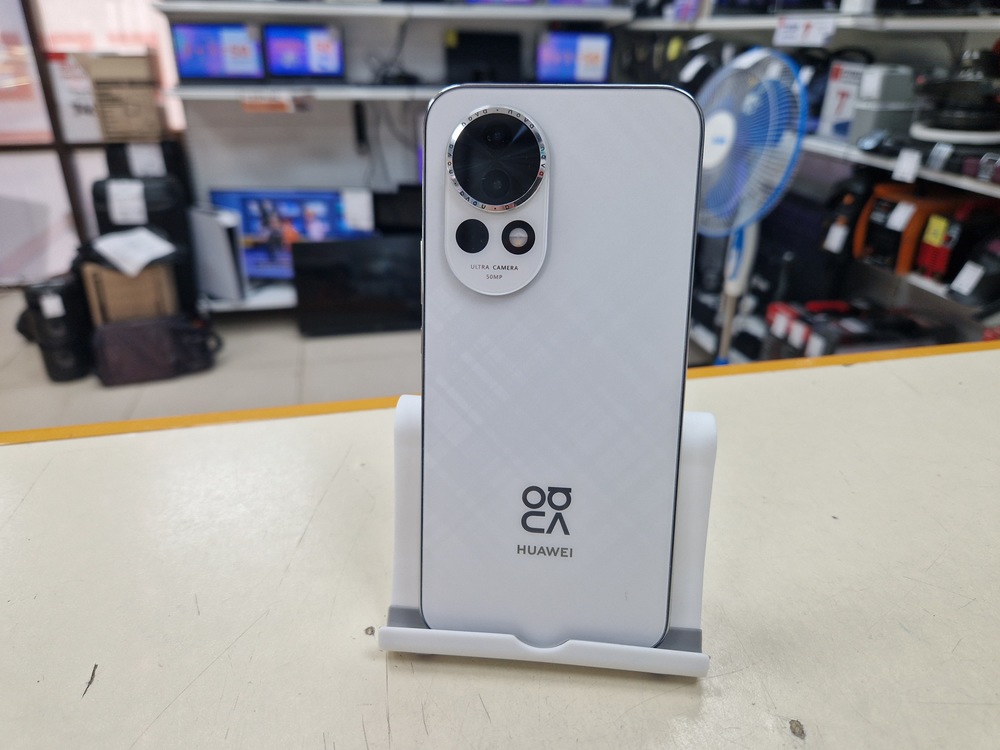 Смартфон Huawei Nova 13 12/256