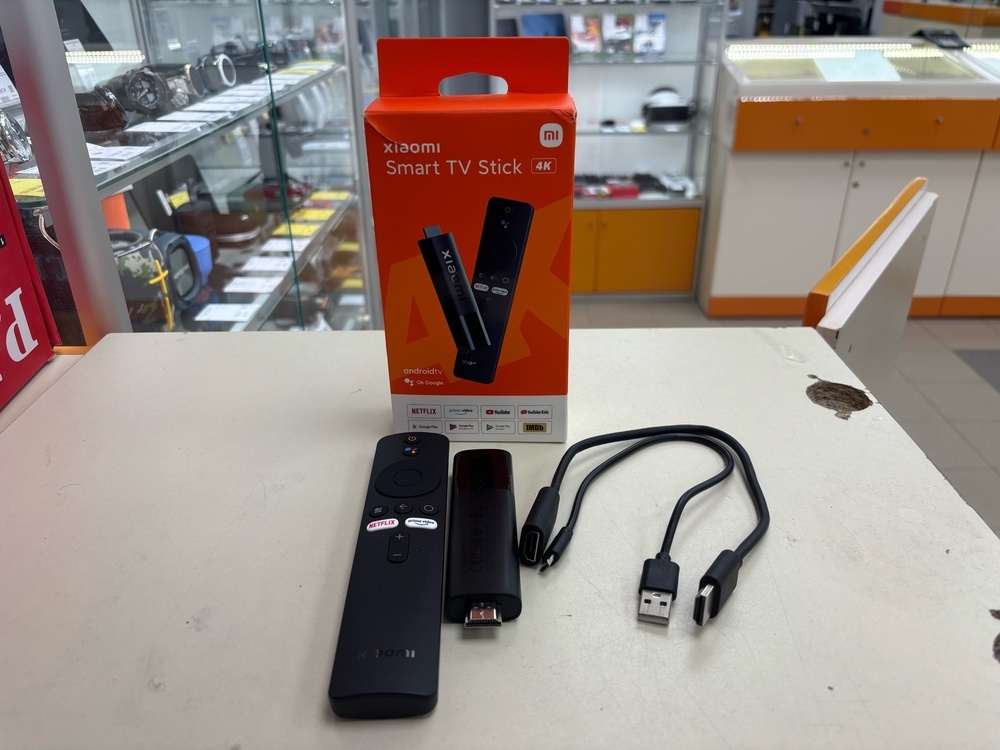 Smart-TV приставка Xiaomi Mi 4K TV Stick