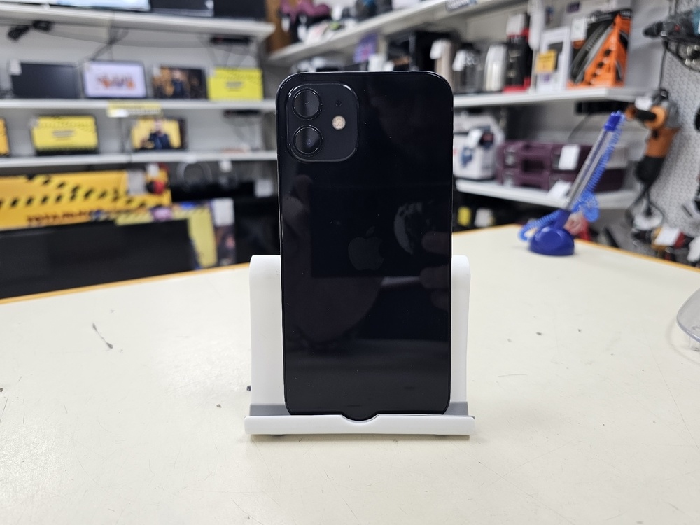 Смартфон Apple iPhone 12 64Gb
